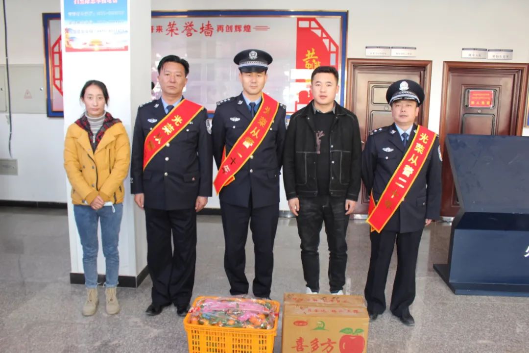 久治县公安局举行首个中国人民警察节日系列活动