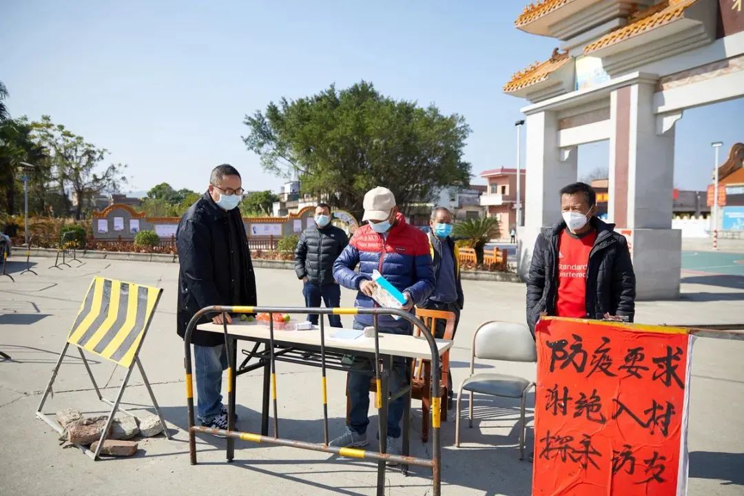 重温那些战疫瞬间看过依然泪流满面