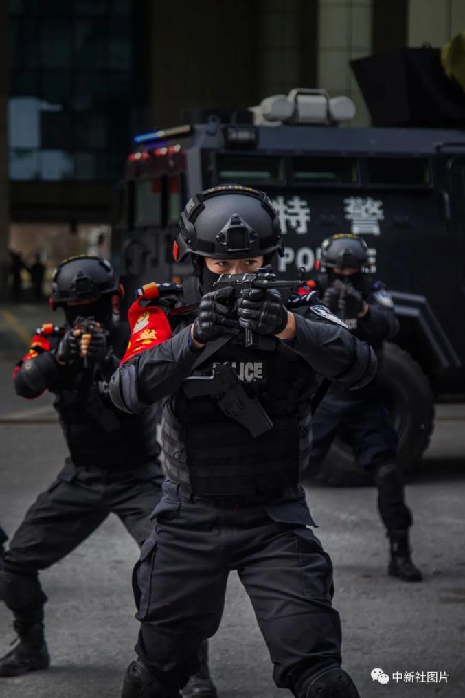 中国人民警察照片图片