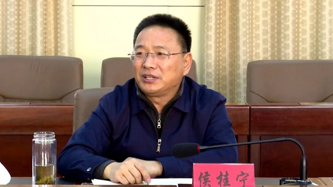 武强县委书记侯桂宁,县长张双翼,县委常委,常务副县长李景辉,副县长