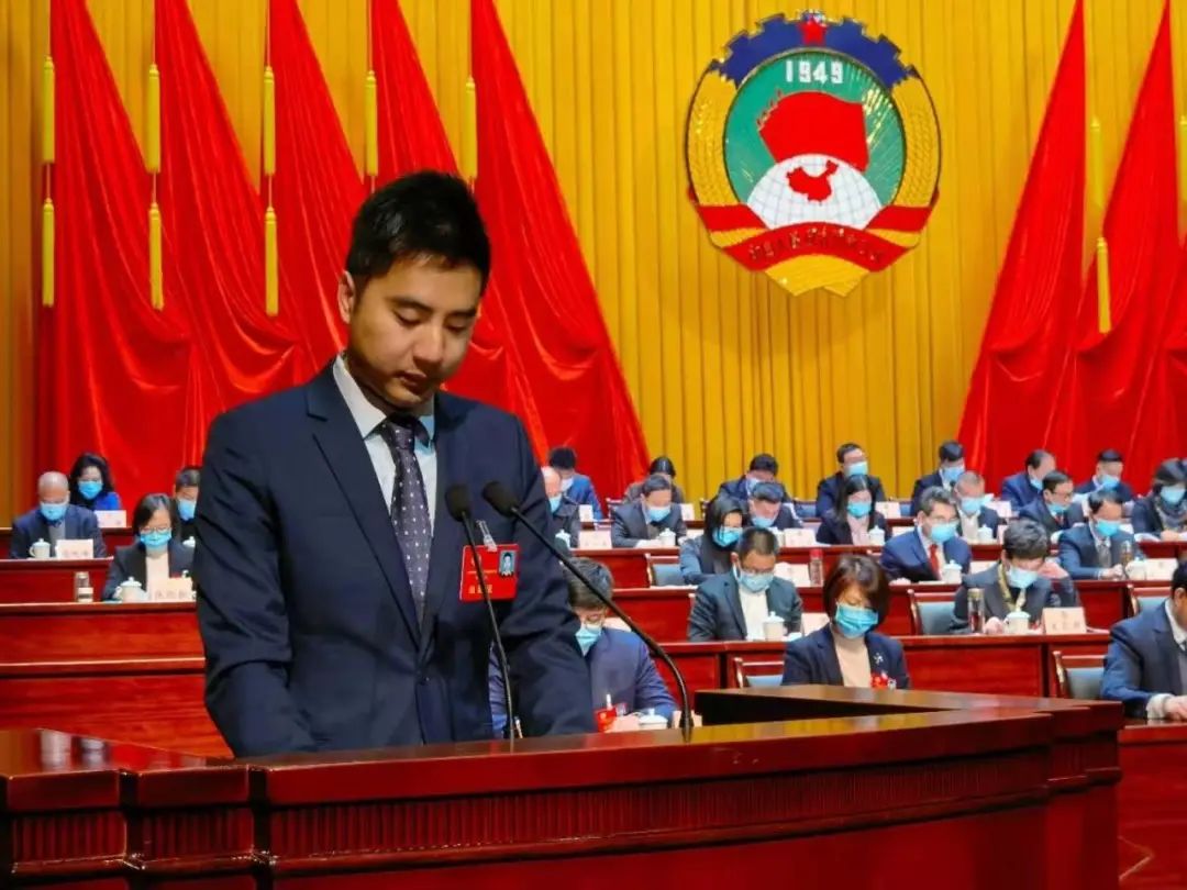 政协委员吴国强代表民进诸暨市基层委员会作题为《高站位 高标准 高