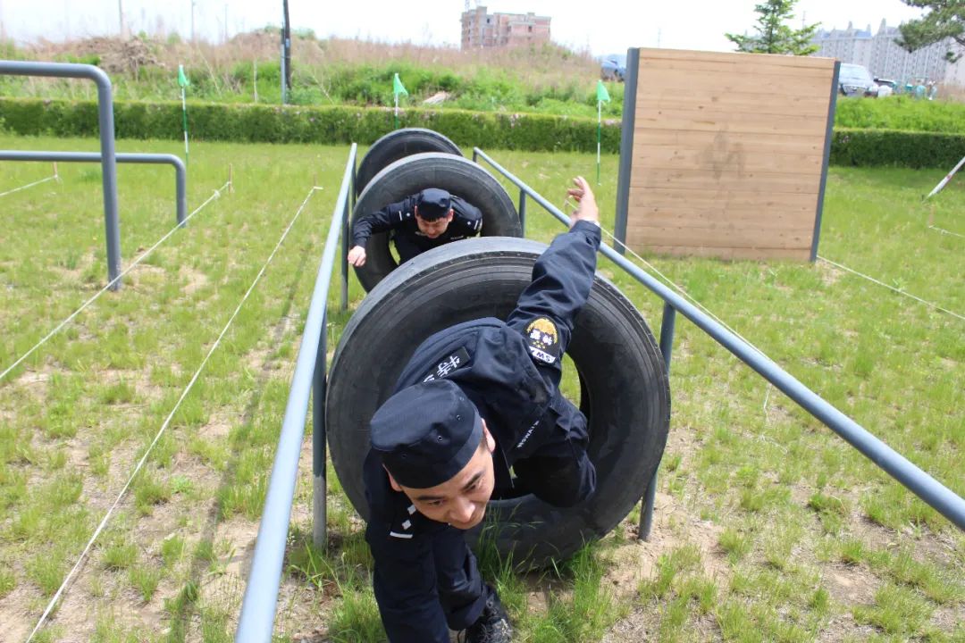 【你好110】以"四特"队训淬炼珲春特巡警必胜之基