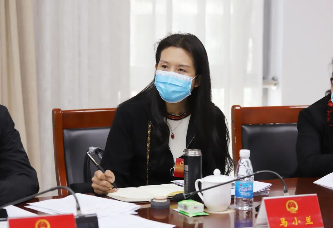 人大代表 马小兰过去一年,房山法院妥善审理了各类涉企纠纷,为房山区