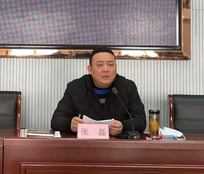 办事处主任就做好疫情防控工作强调以下意见:一要提高政治站位,深刻