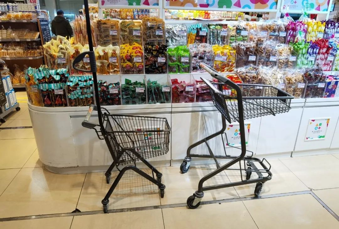 推完成都五家超市手推车,我们找到了车王之王_生活_澎湃新闻-the