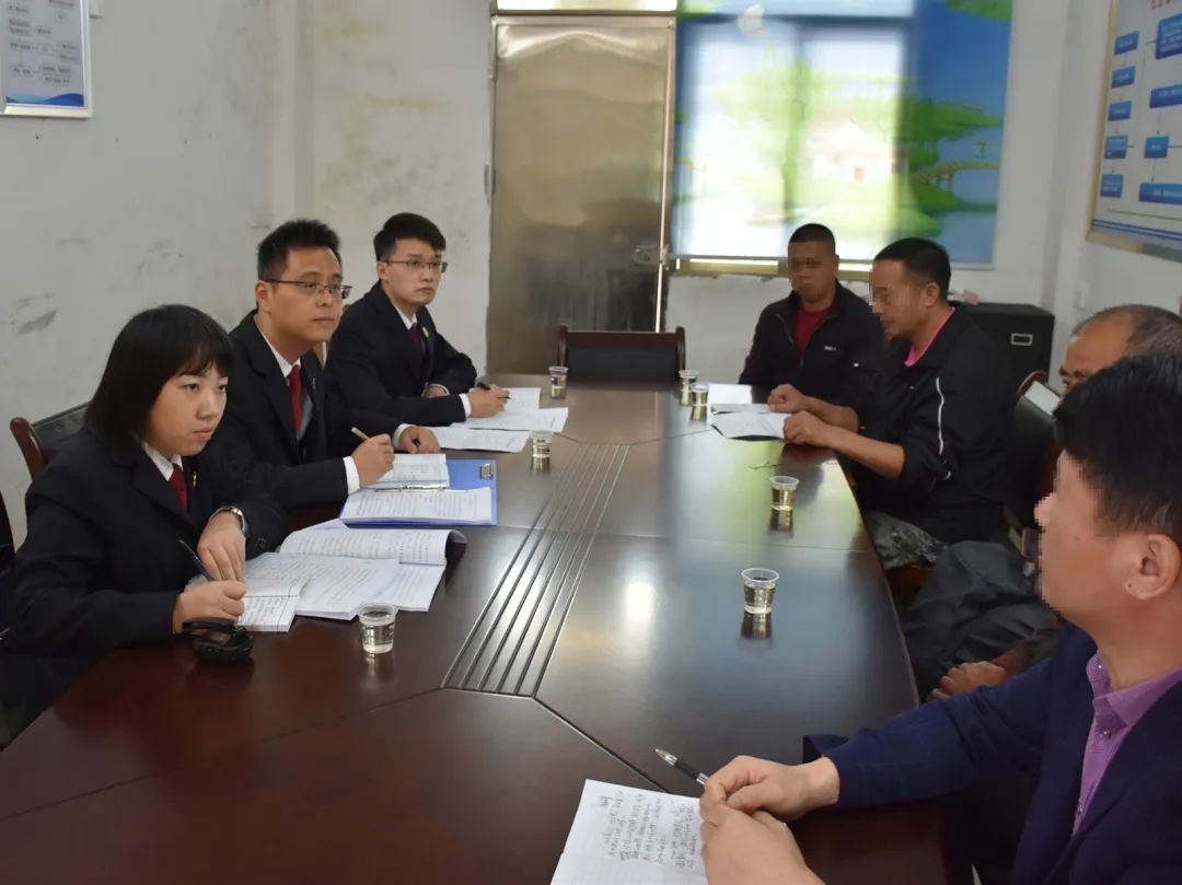 "出赫赫威名:广东仁化"四霸"李集林等20人涉黑案,庞志军等15人涉黑案