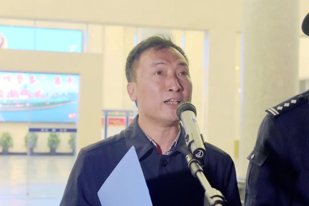 雨花区委常委,政法委书记王明玖出席仪式