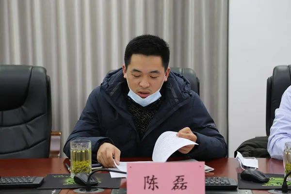 无为市法院召开征求人大代表,政协委员,特约监督员对法院工作意见建议