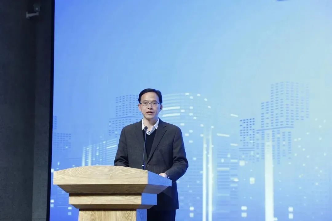 岳麓区委副书记刘亮致辞刘亮在致辞中表示,岳麓山大科城管委会将全力