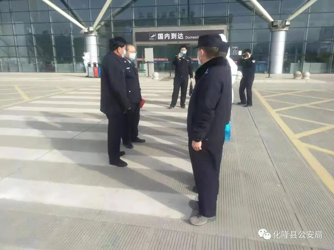 2021年1月15日上午,海东市公安局党委副书记,政委俞元奎,党委委员