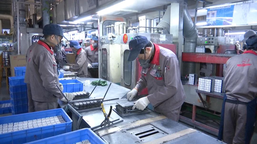 凯鹰电源电器有限公司超9成的外来务工人员决定留在安溪过年"