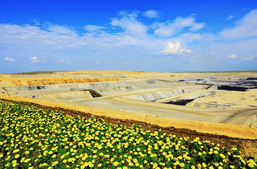 平庄煤业白音华一号露天煤矿