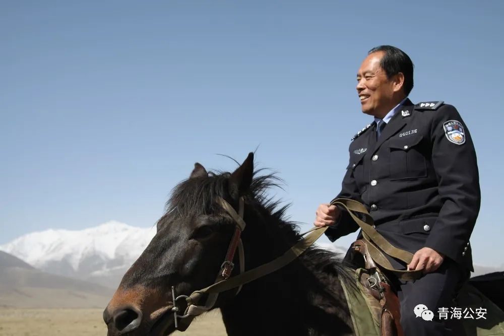 在2010年玉树地震中,已患胃癌的王成元,胃部已经切除三分之二,经历了8