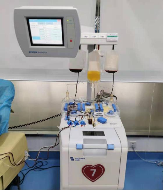 目前,青岛市中心血站用于采集血小板的设备有三种,分别是美国费森尤斯