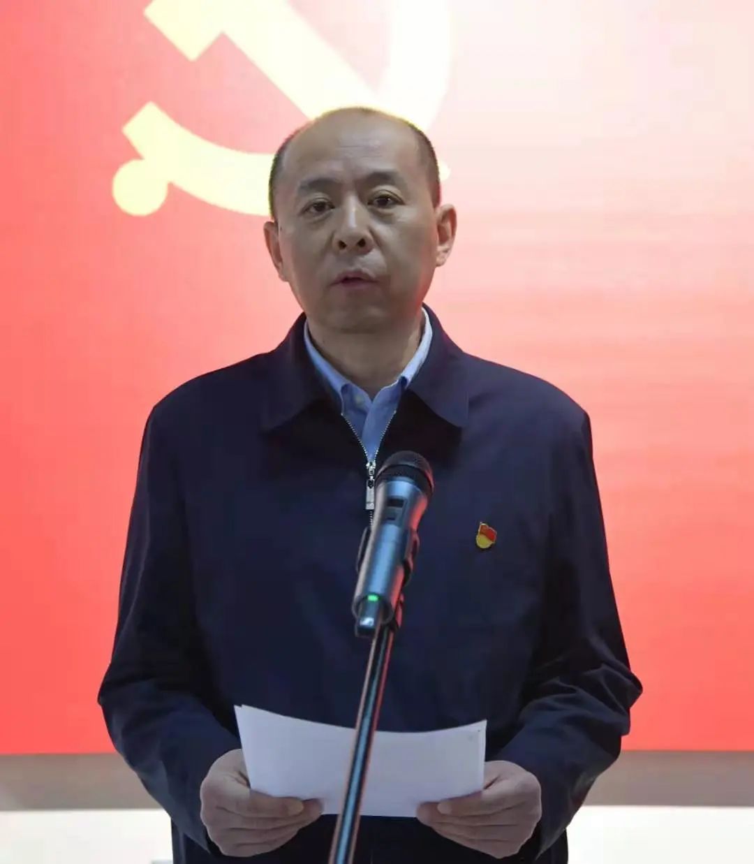 新疆妇联新疆税务局联合开展党旗映天山主题党日活动