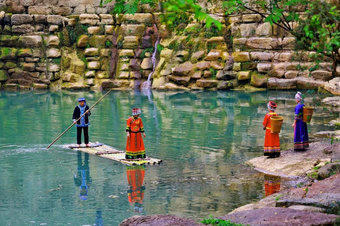 风雨400年松滋卸甲坪瀑布恢复重建