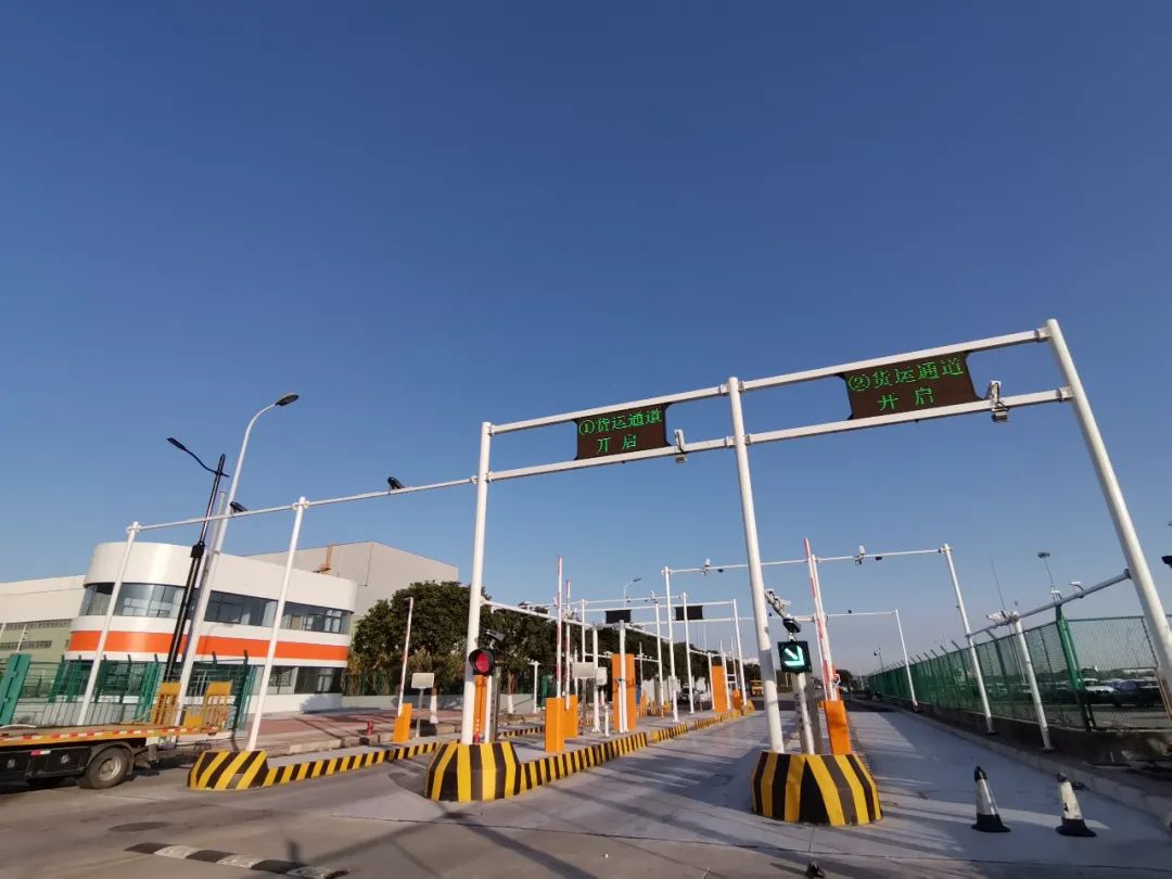 助力大飞机生产洋山特殊综合保税区实现全域封关验收