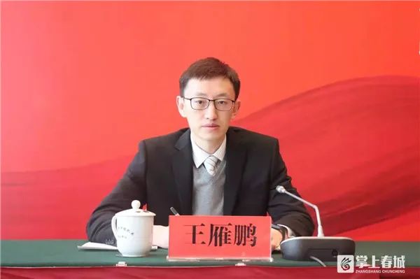 昆明风清气正好扬帆党的理论飞入寻常百姓家