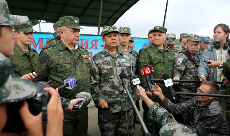 方志四川61散文陈启琳为一位伟大母亲点赞祈祷石香元