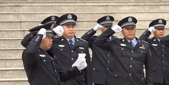 向警旗致敬记江海法院开展首个中国人民警察节庆祝活动