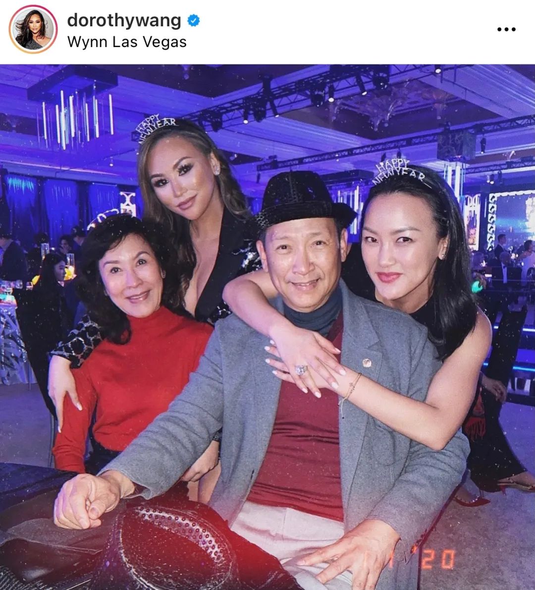 爆红的亚裔富豪真人秀，纸醉金迷后面到底是什么？