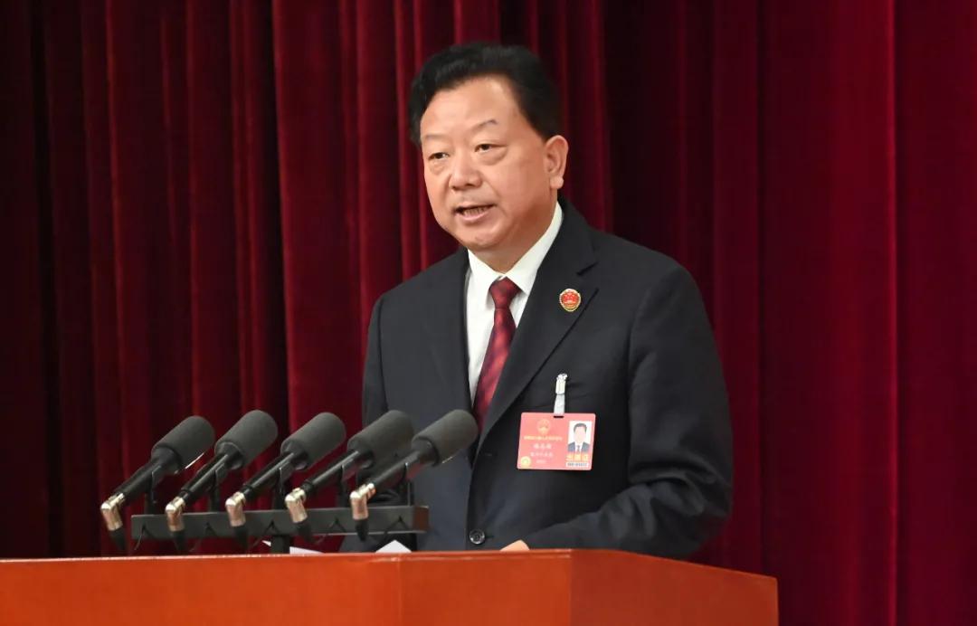 1月26日下午,海南省检察院检察长路志强在海南省第六届人民代表大会第