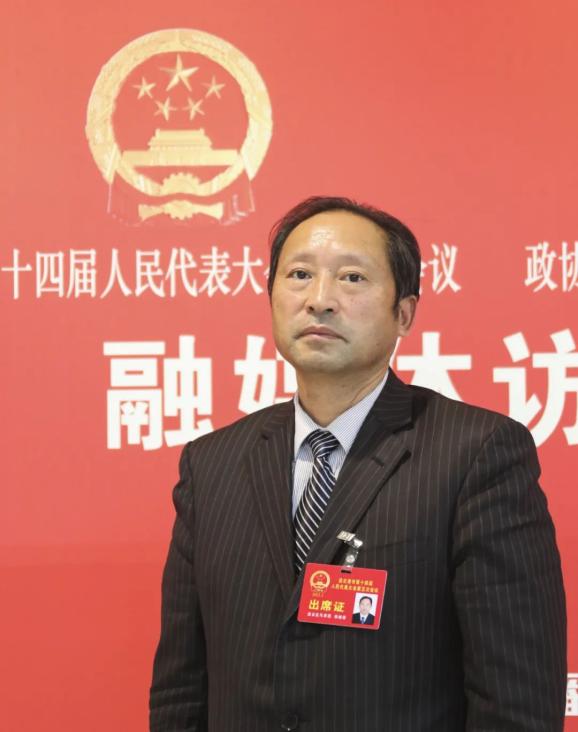 两会特辑市人大代表政协委员共话全市法院工作