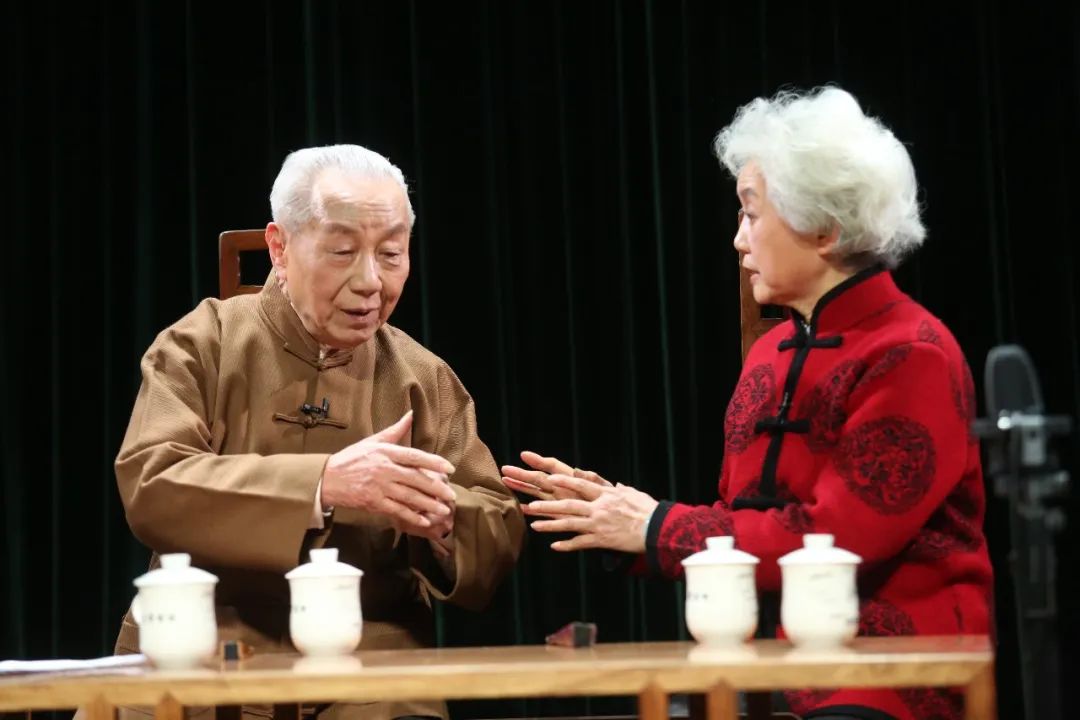 珠联璧合勤耕不辍继续倾听弦索伉俪张如君刘韵若