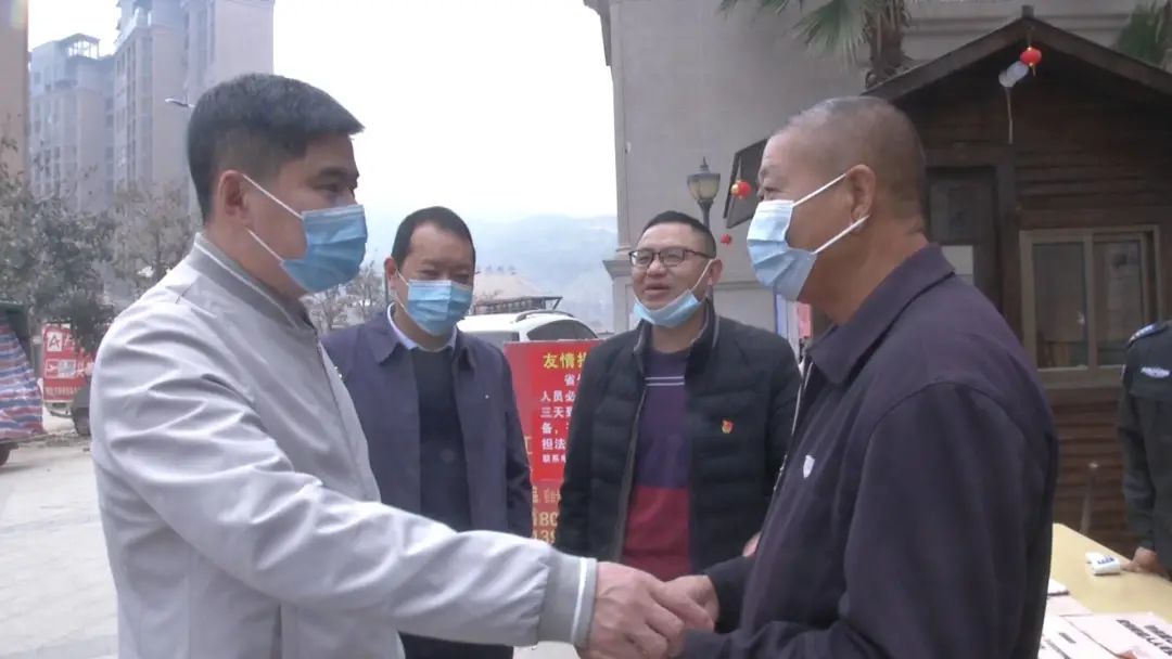 古田县领导到城西街道开展节前慰问活动