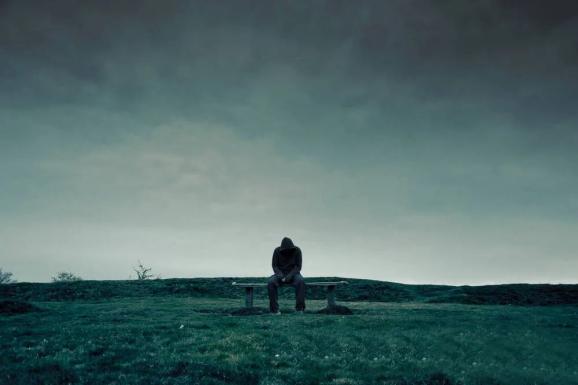 生死看淡的说说_生死看淡继续生活图片_看淡生死继续生活