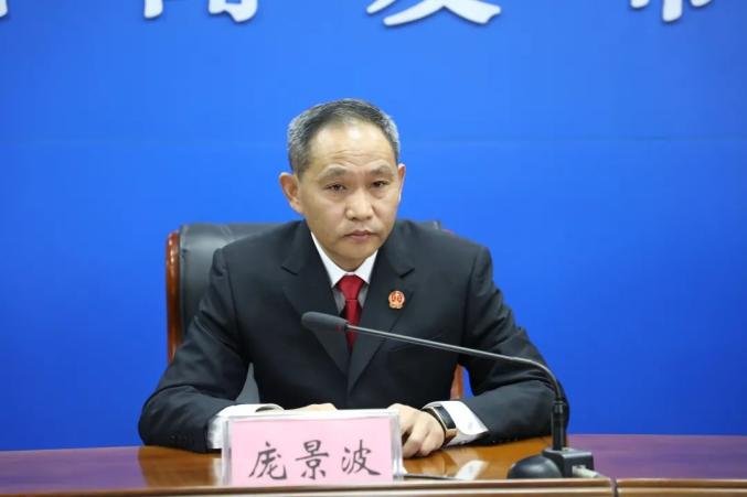 专项斗争开展以来,郑州中院高度重视,认真贯彻落实中央,省委,市委部署