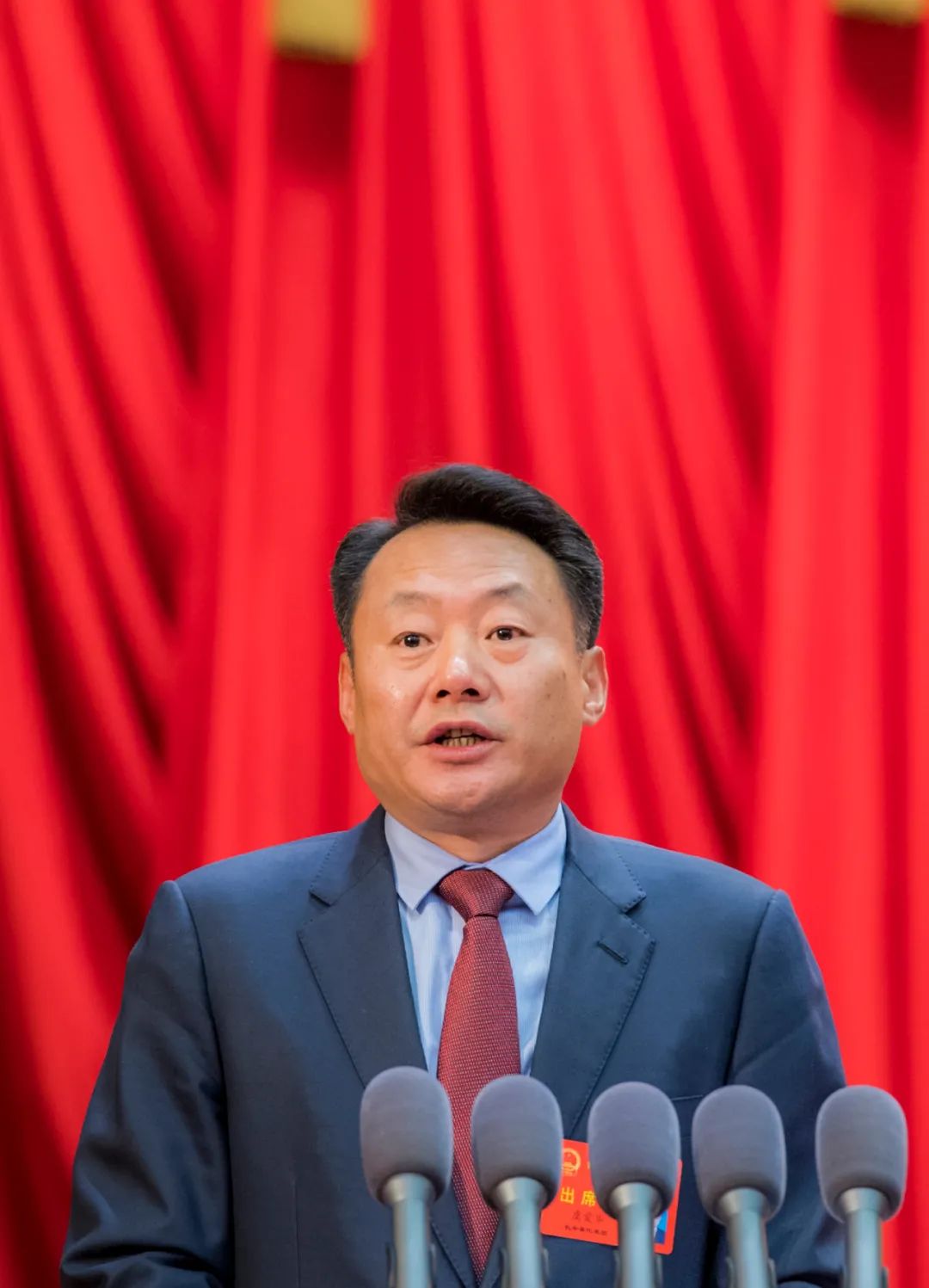 虞爱华出席并讲话 凌云汪卫东韩冰等出席 罗云峰主持市十六届人大四次