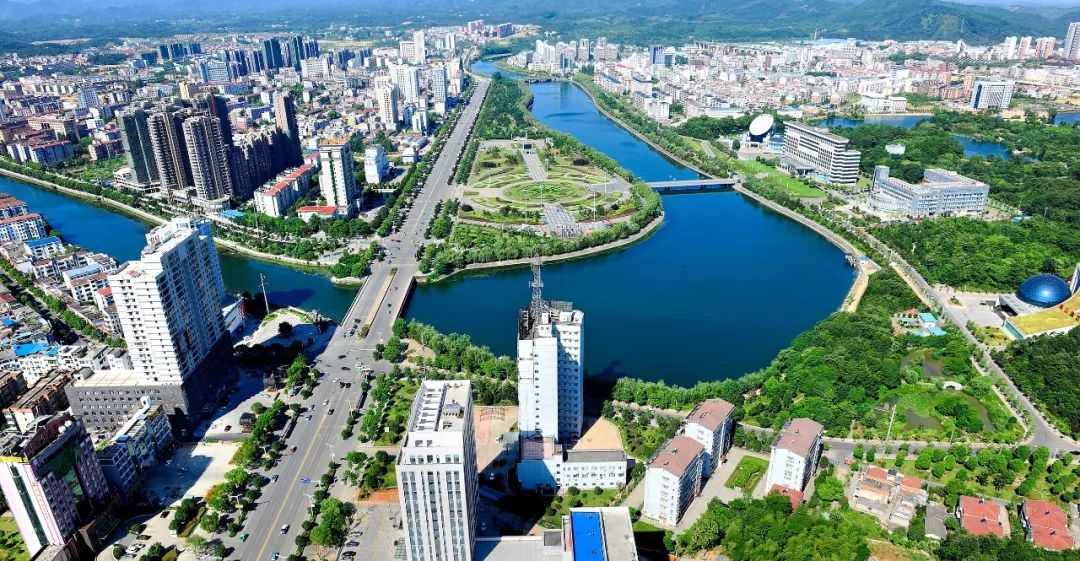 全国文明城市提名咸宁两地入选