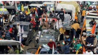印度国庆节上演拖拉机“阅兵”，莫迪为啥管不住农民抗议？