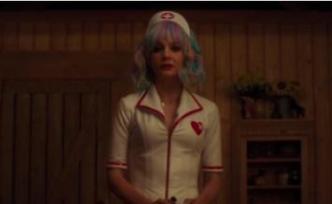 《前程似锦的女孩》，恰是对“前程”的反讽