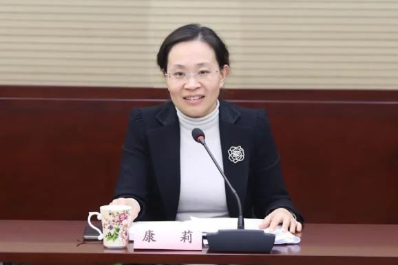 协同凝聚她力量共建共享正青春省妇联机关团委组织召开青年座谈会