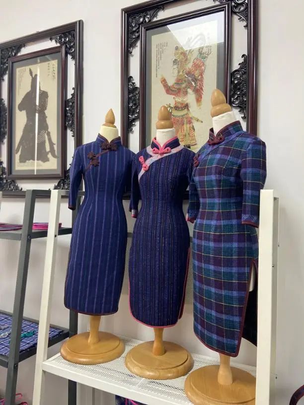 老布也能这样穿传承非遗文化他们用土布旗袍诠释新潮流