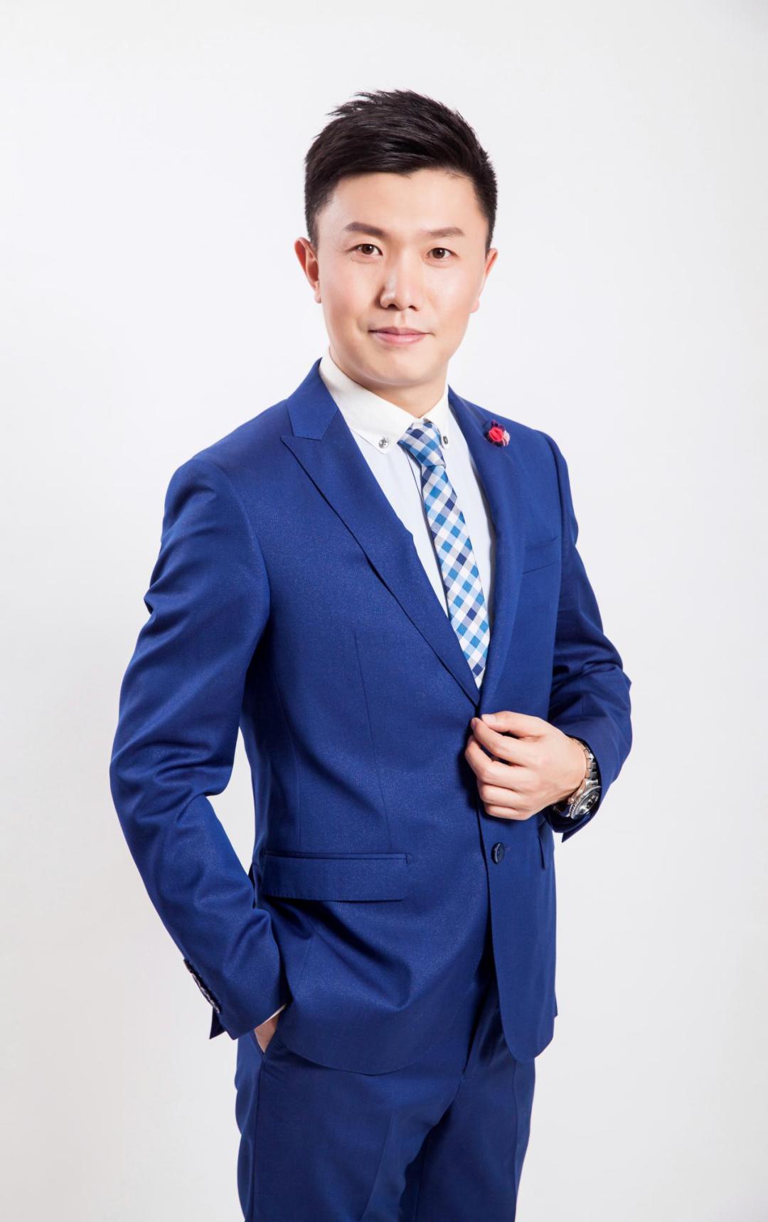 白山春晚"钉子户"柏松怎少的了这么大场面就说这张脸你熟不熟悉作为