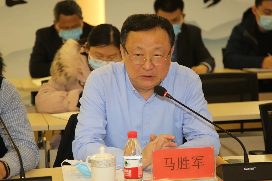 马胜军书记作讲话通过本次推进会,东昌府院区全体干部职工进一步凝聚