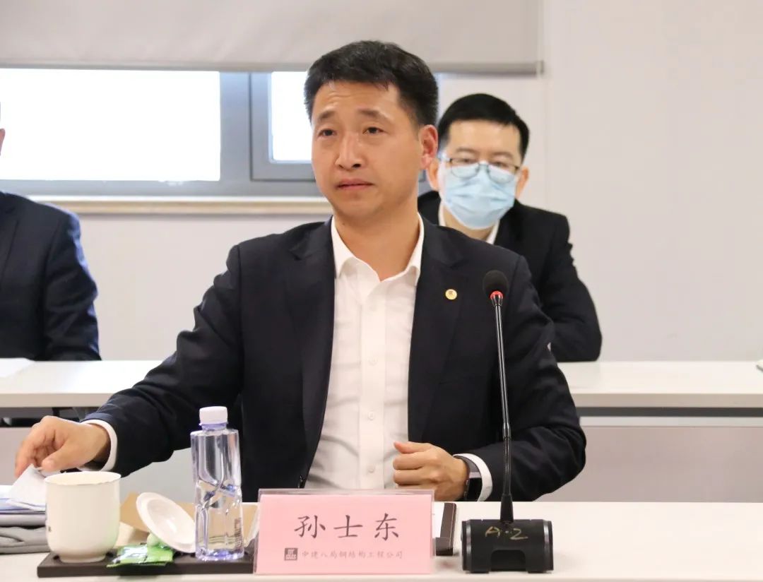 中建八局总经理党委副书记章维成调研局在沪四家单位