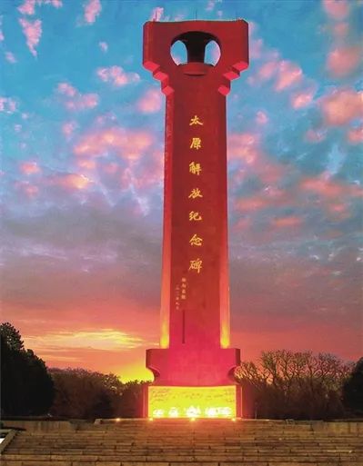 深圳红色灯塔图片
