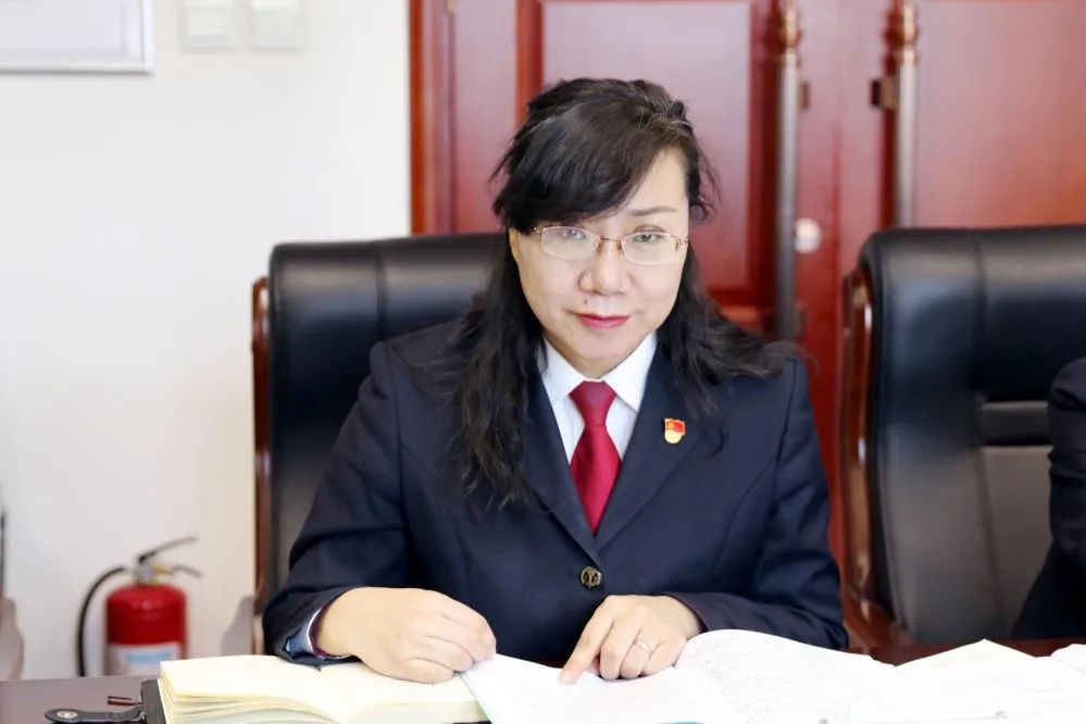 西固法院党组召开2020年度民主生活会