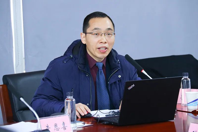 中国康复医学会召开2021年第三批康复医学指南系列丛书编著工作会议