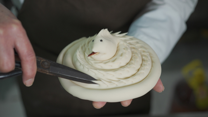 山东大爷揉面1500下做饽饽想让奋斗人尝到家味