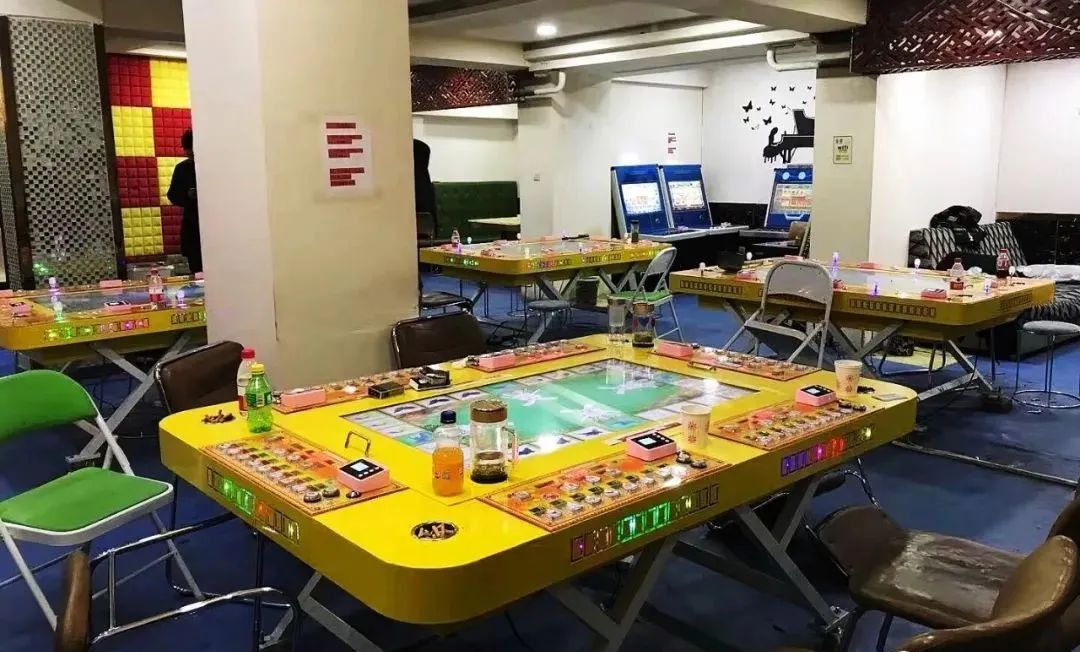 根据《2021年青海省公安机关治安部门深化打击整治地下流动赌场工作