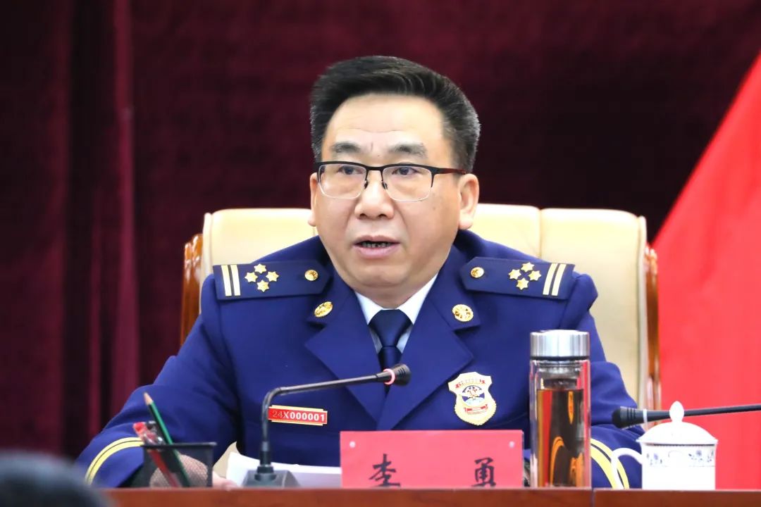 会议传达了省人民政府李再勇常务副省长,应急管理部消防救援局詹寿旺