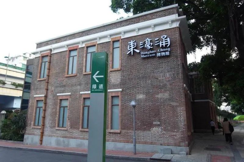 广州绿道纪念堂入口图片