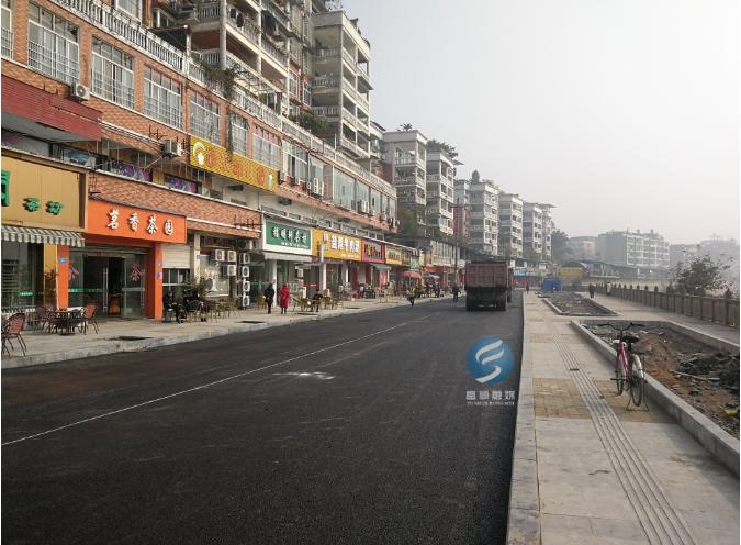 期待富顺这条路升级改造后离通车不远了