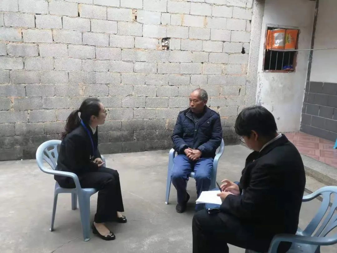 第二天:实地走访老六:"1995年办证,因为要交税,当时很多人都不想要.