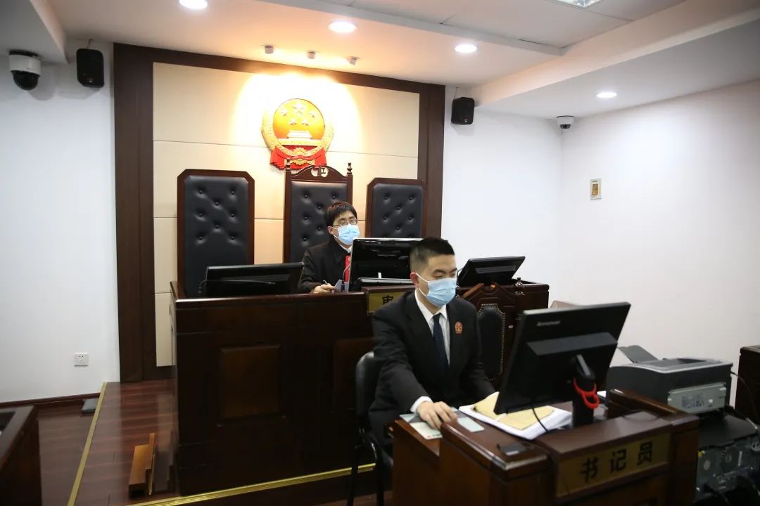 杨浦执行局法官照片图片
